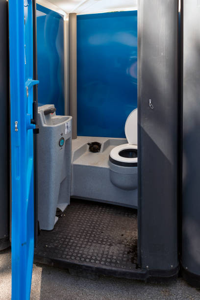 Best Construction site porta potty rental  in Hartland, WI